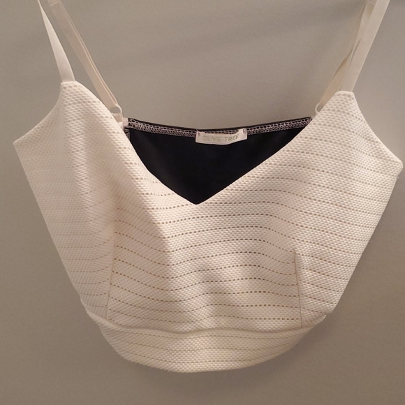 Crop top - Picture 1 of 1